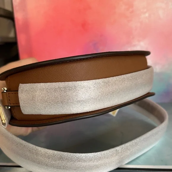 Michael Kors Brown Logo Crossbody Bag Jet Set Travel - Picture 10 of 16